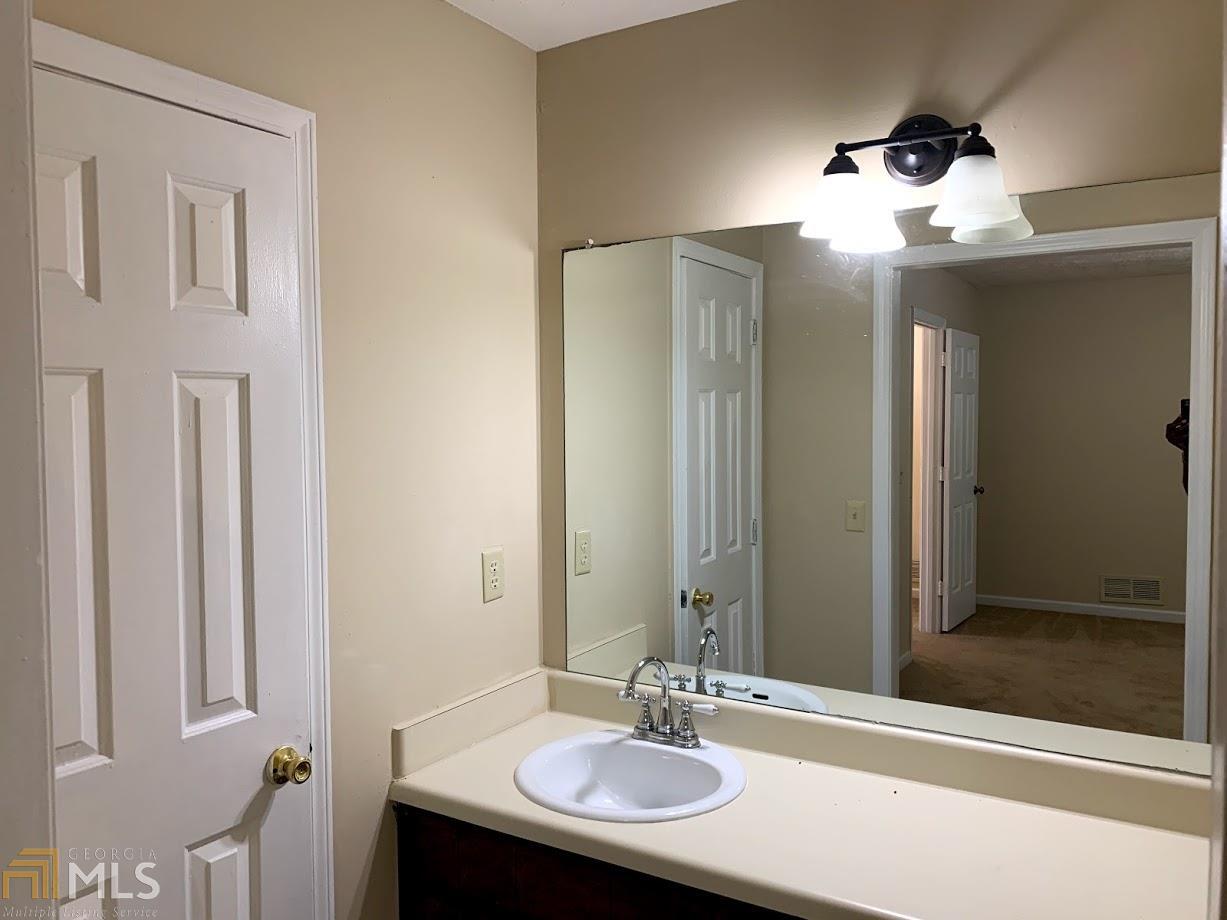 Ridgemere - Residential Lease