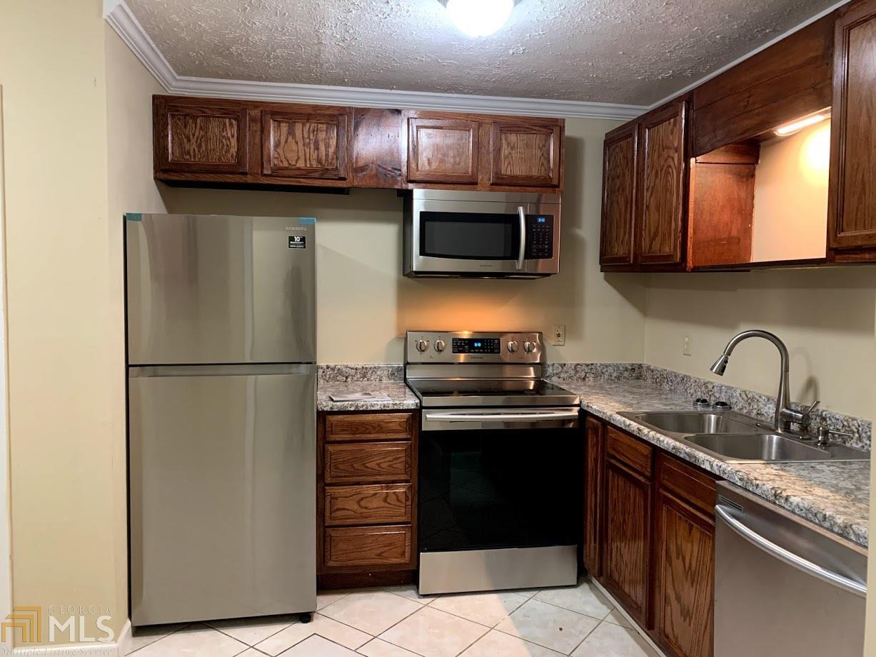 Ridgemere - Residential Lease