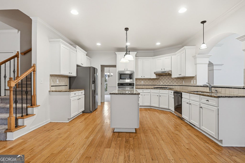 Photo of 318 Hamilton Drive, Conyers, GA 30094 (MLS # 10853723)
