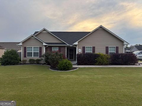 Photo of 100 Legacy Lane, Calhoun, GA 30701 (MLS # 10775224)