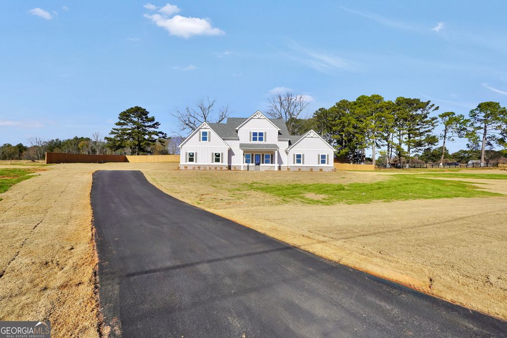 Photo of 297 E Knight Road, McDonough, GA 30252 (MLS # 10775285)