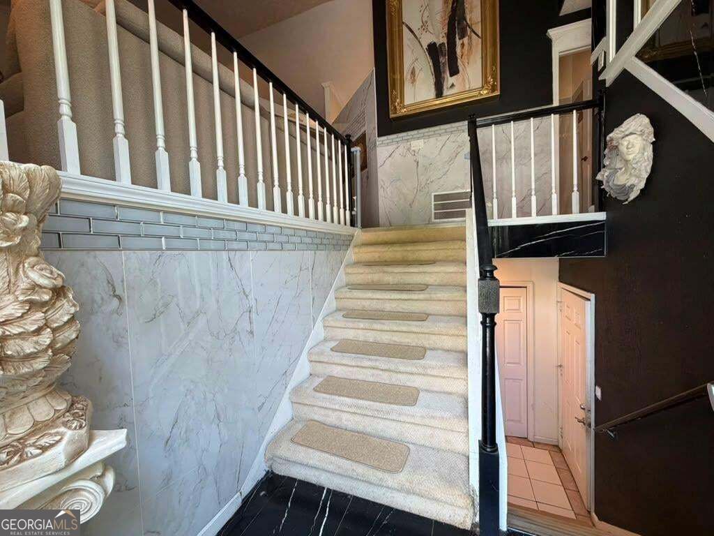 875 Long Branch CIR