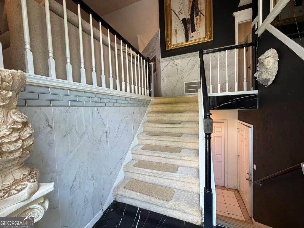 875 Long Branch CIR