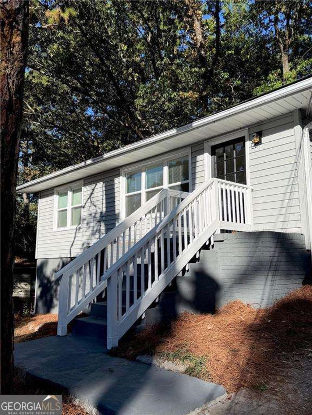Photo of 512 Alpine Way, Marietta, GA 30062 (MLS # 10631320)