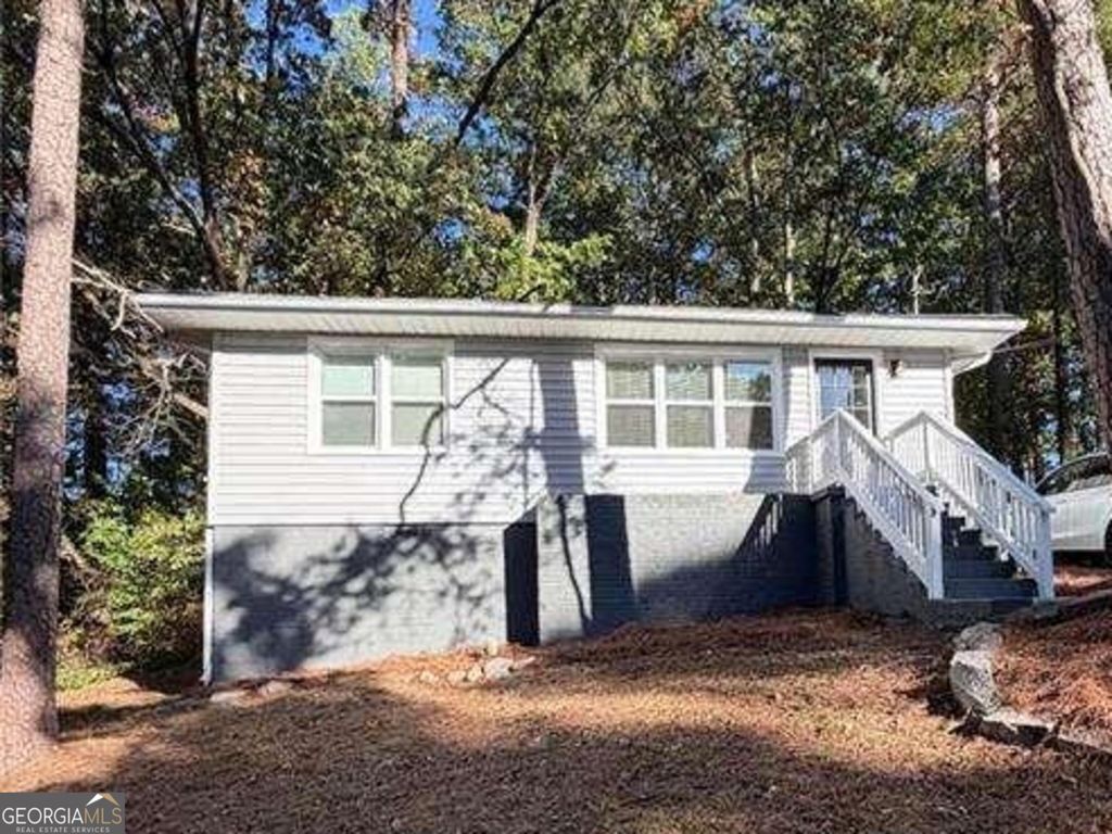 Photo of 512 Alpine Way, Marietta, GA 30062 (MLS # 10631320)