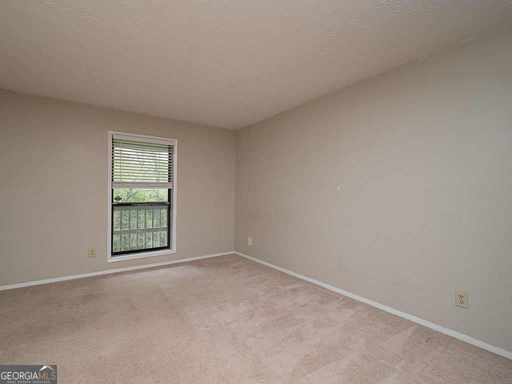 Chimney Trace - Residential