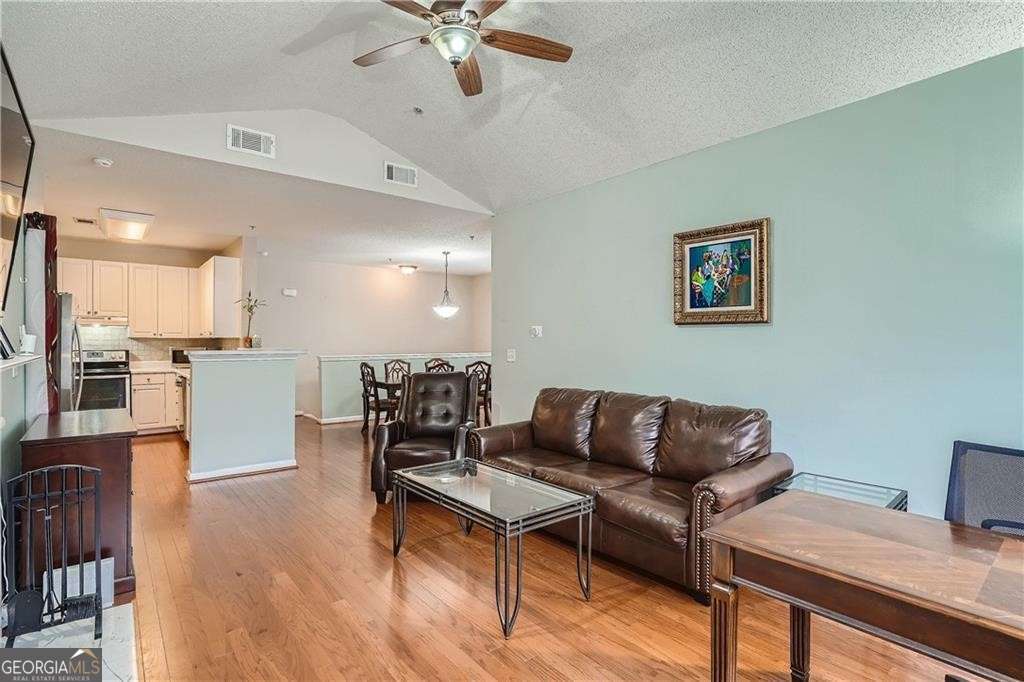 Woodlands/Webb Bridge - Residential Lease