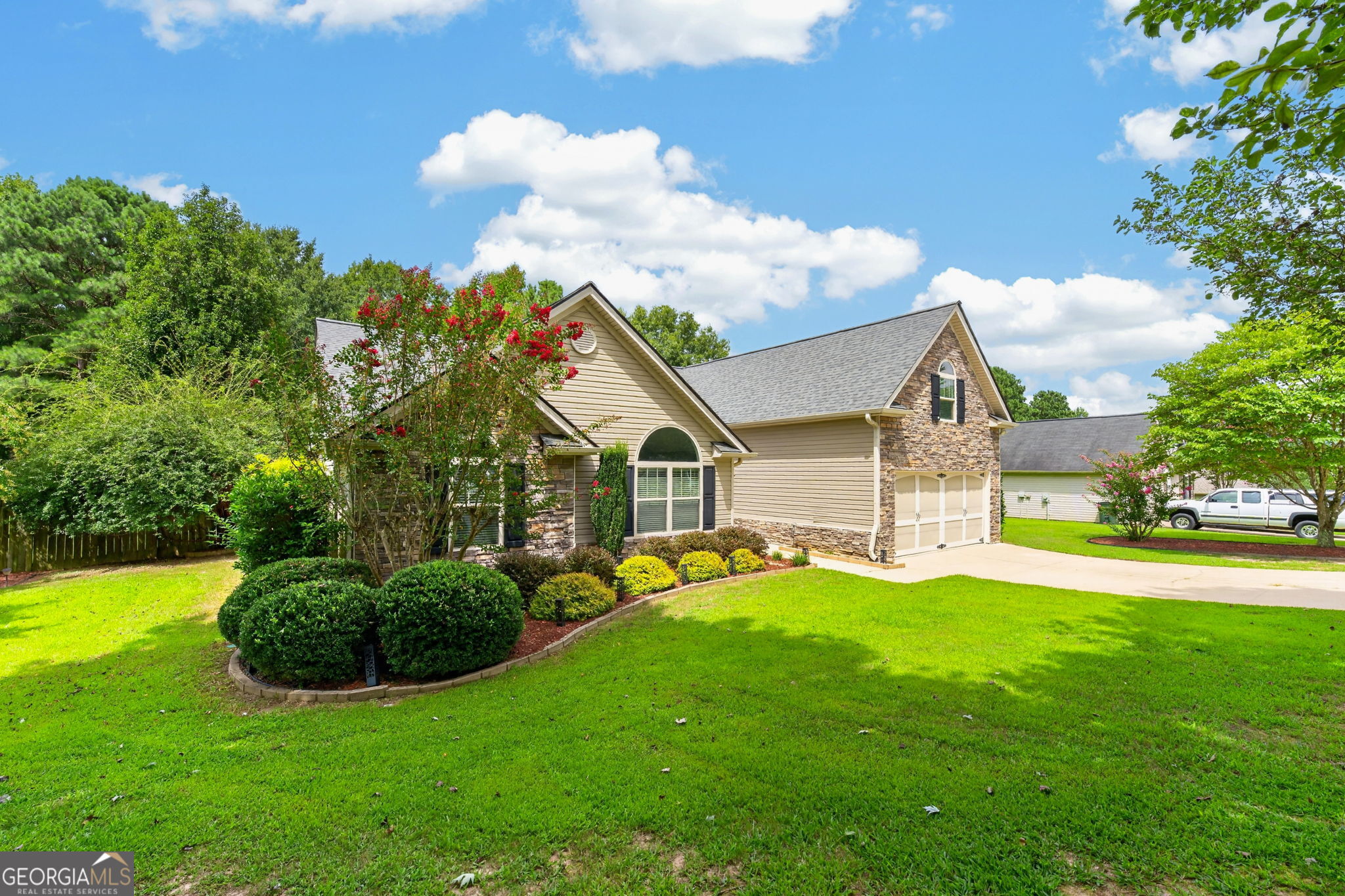 19 Elk DR