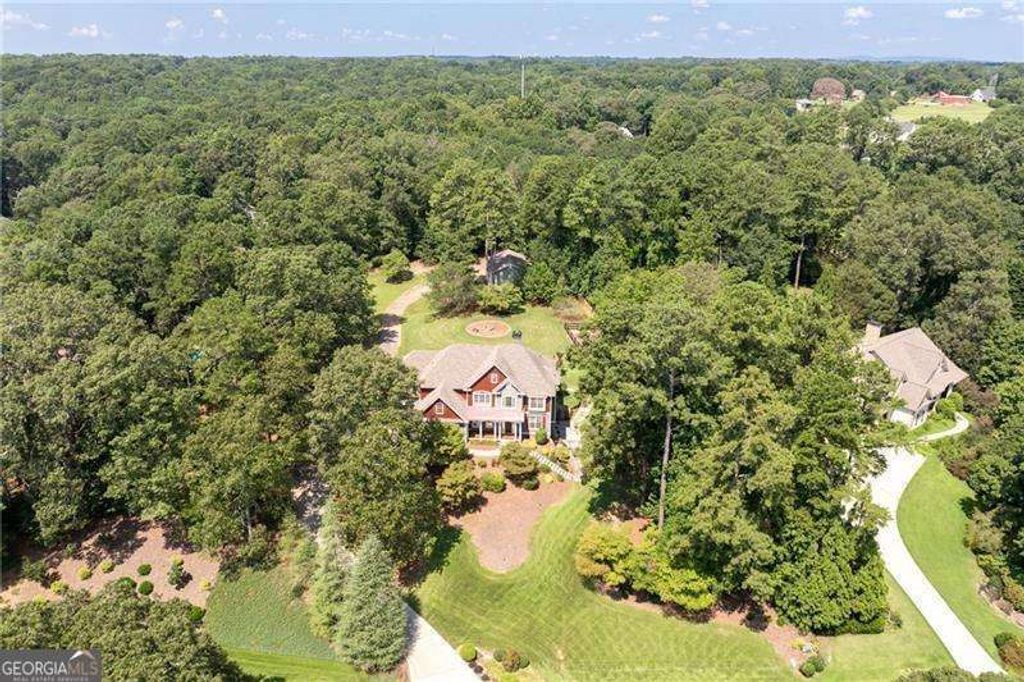 Photo of 404 Billings Farm Drive, Canton, GA 30115 (MLS # 10722356)