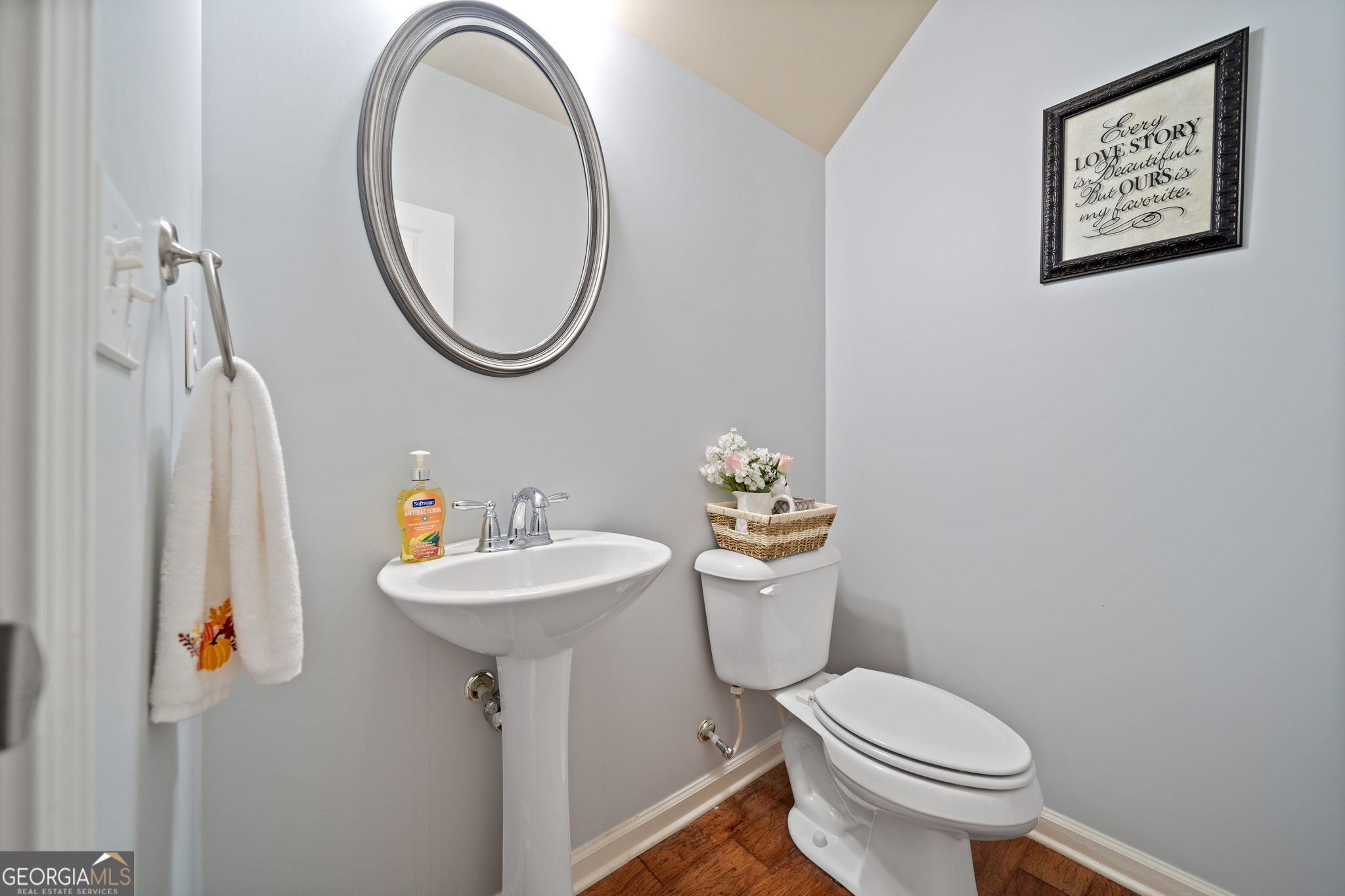 Canton, Georgia 30114, United States, 3 Bedrooms Bedrooms, ,3 BathroomsBathrooms,Residential,Pending,1655