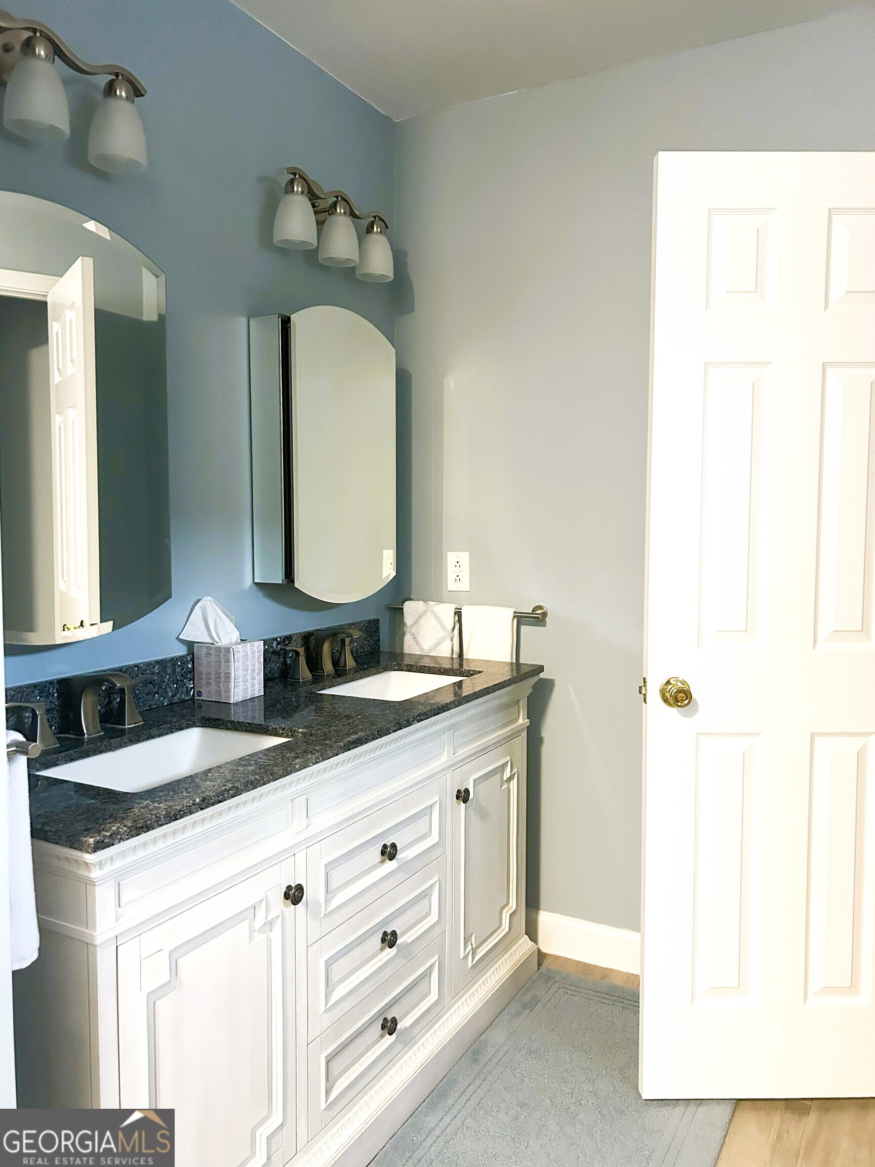 Fayetteville, Georgia 30214, United States, 3 Bedrooms Bedrooms, ,2 BathroomsBathrooms,Residential,Pending,139103