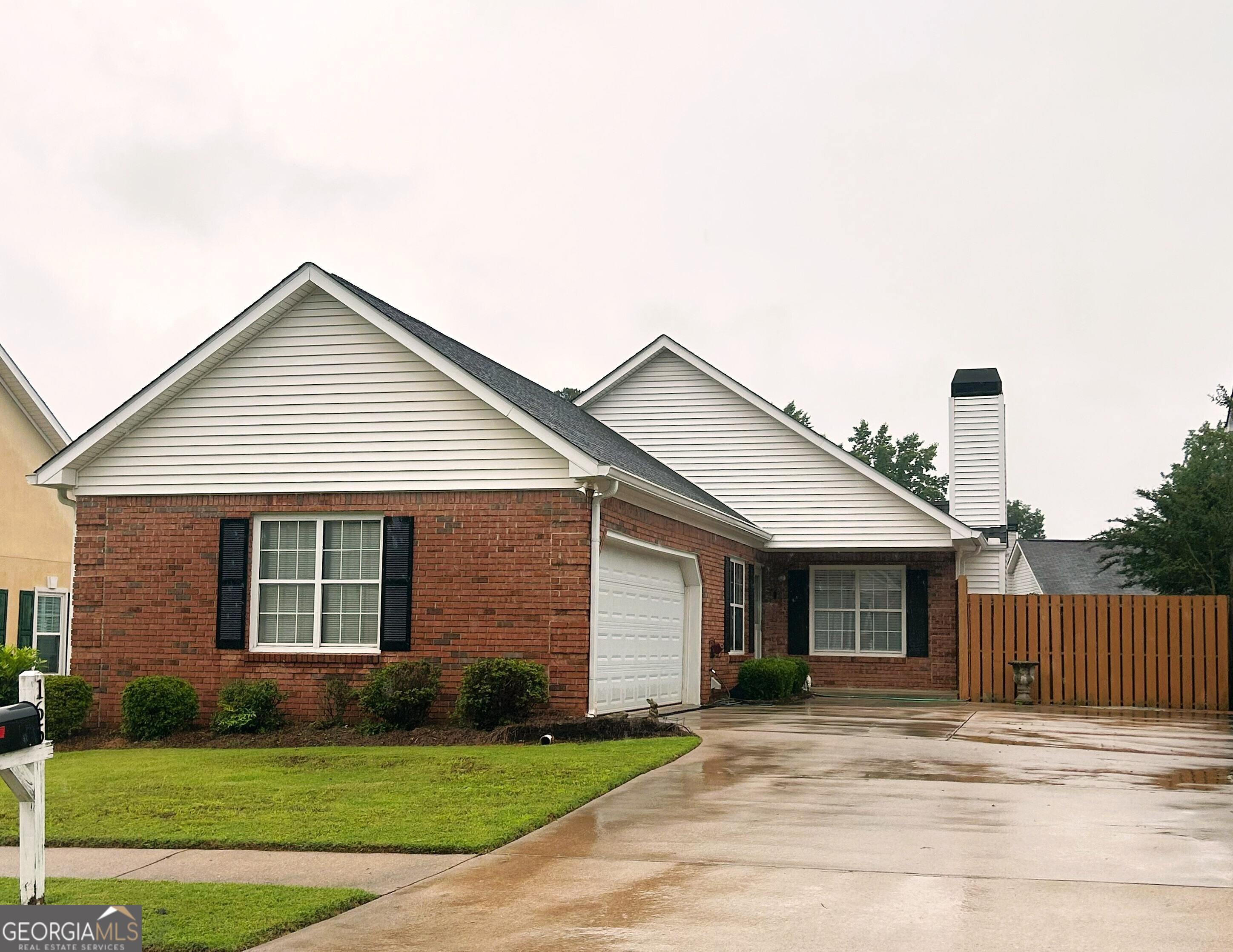 Fayetteville, Georgia 30214, United States, 3 Bedrooms Bedrooms, ,2 BathroomsBathrooms,Residential,Pending,139103