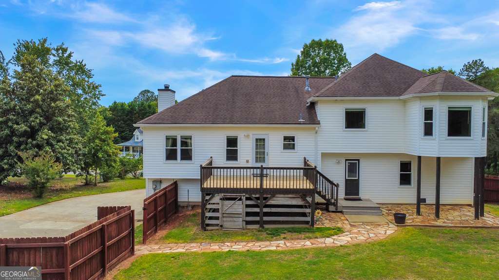 79 Riverstone WAY