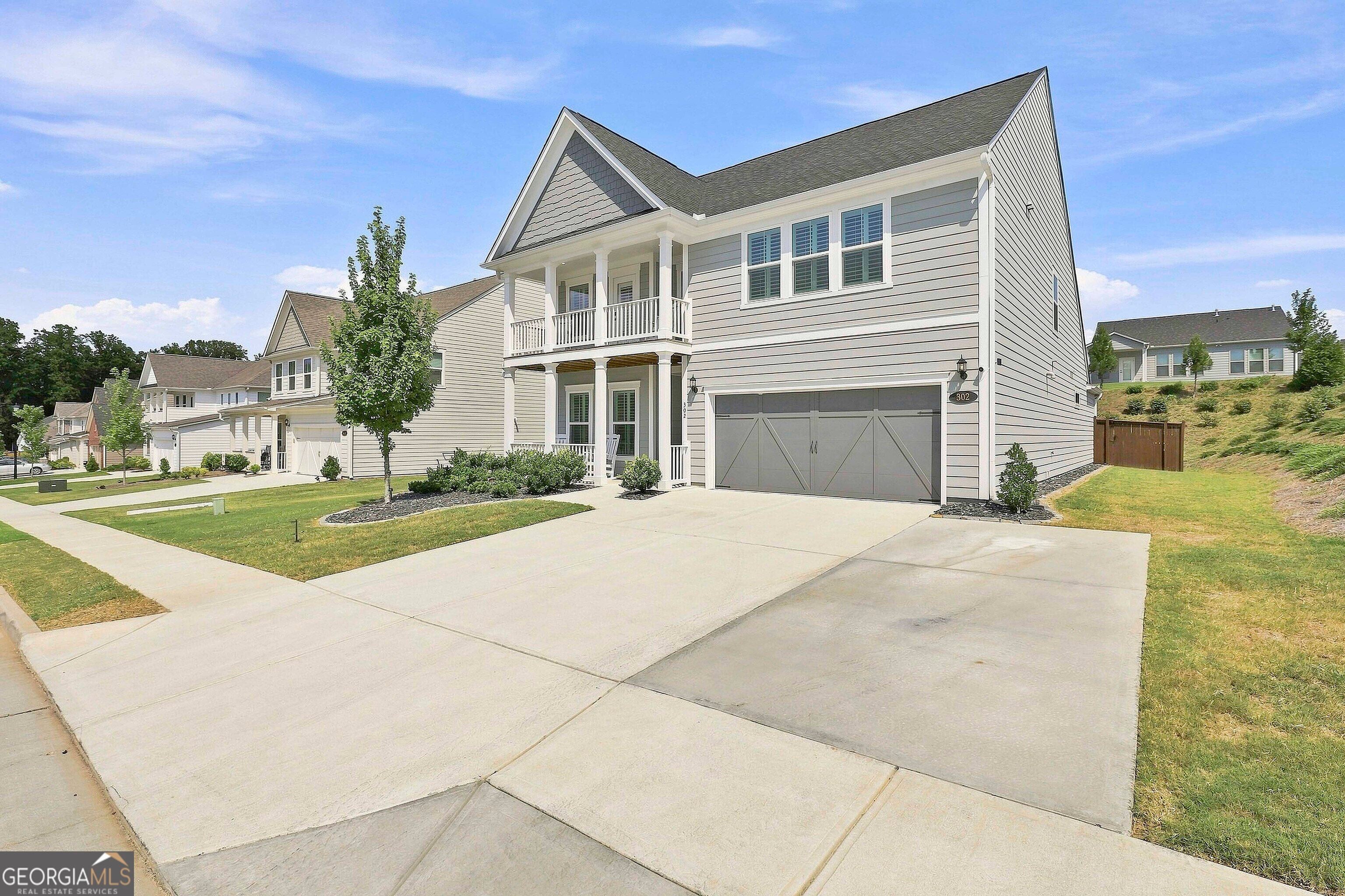 302 Cain AVE