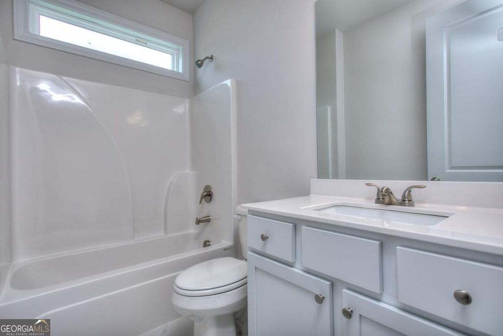 Photo of 138 Classic Overlook, Homer, GA 30547 (MLS # 10669971)