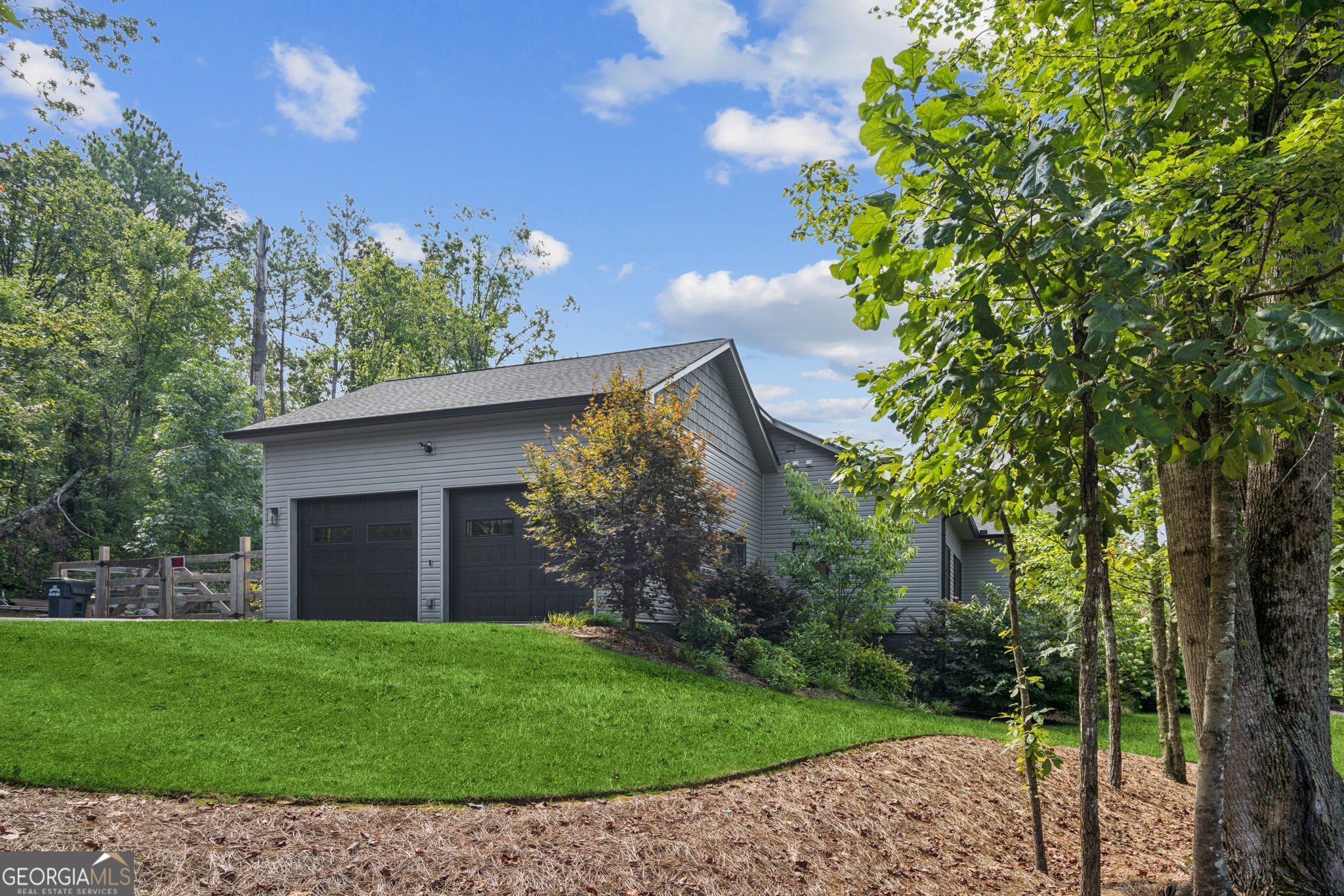 305 Wilkie RD