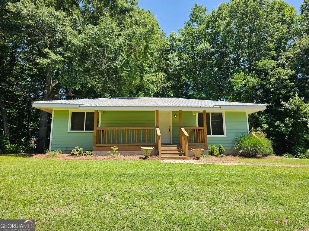 Photo of 505 Beaver Pond Road, Carrollton, GA 30117 (MLS # 10779215)