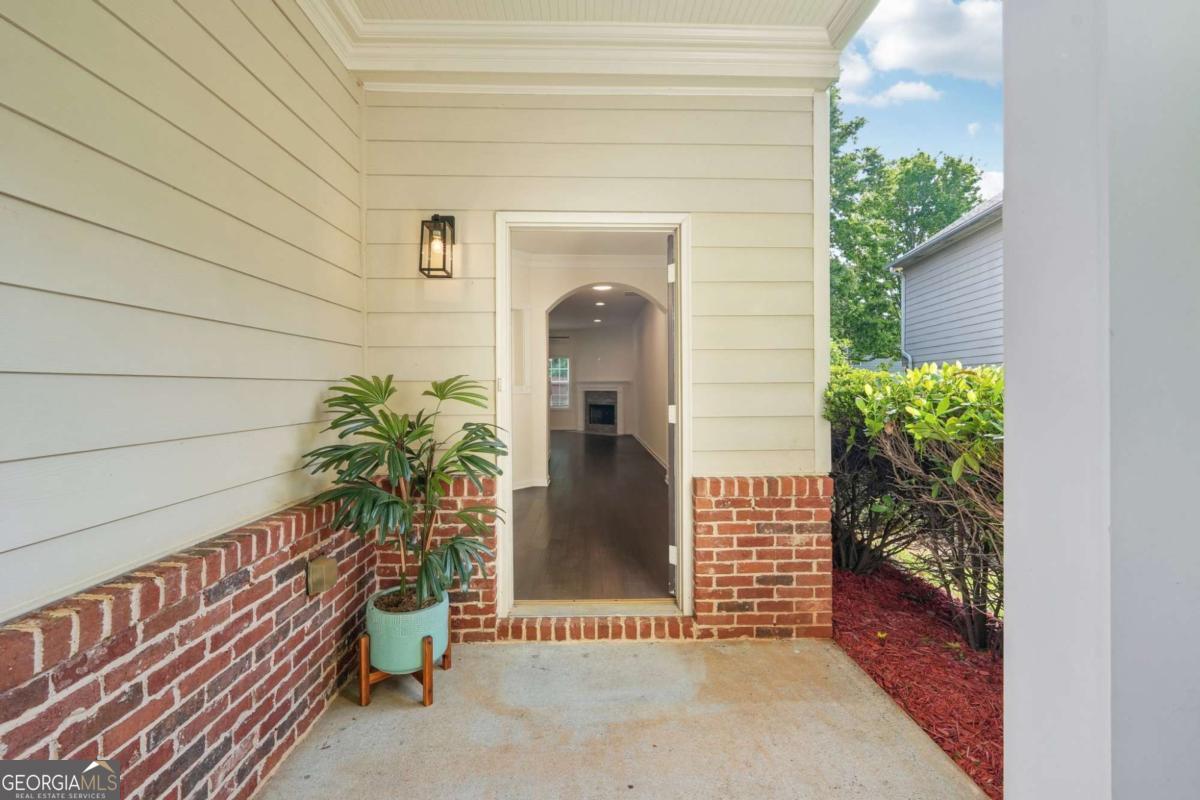 6071 Apple Grove RD