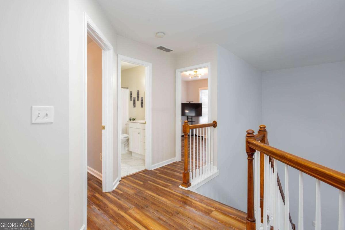 Four Seasons - Residential