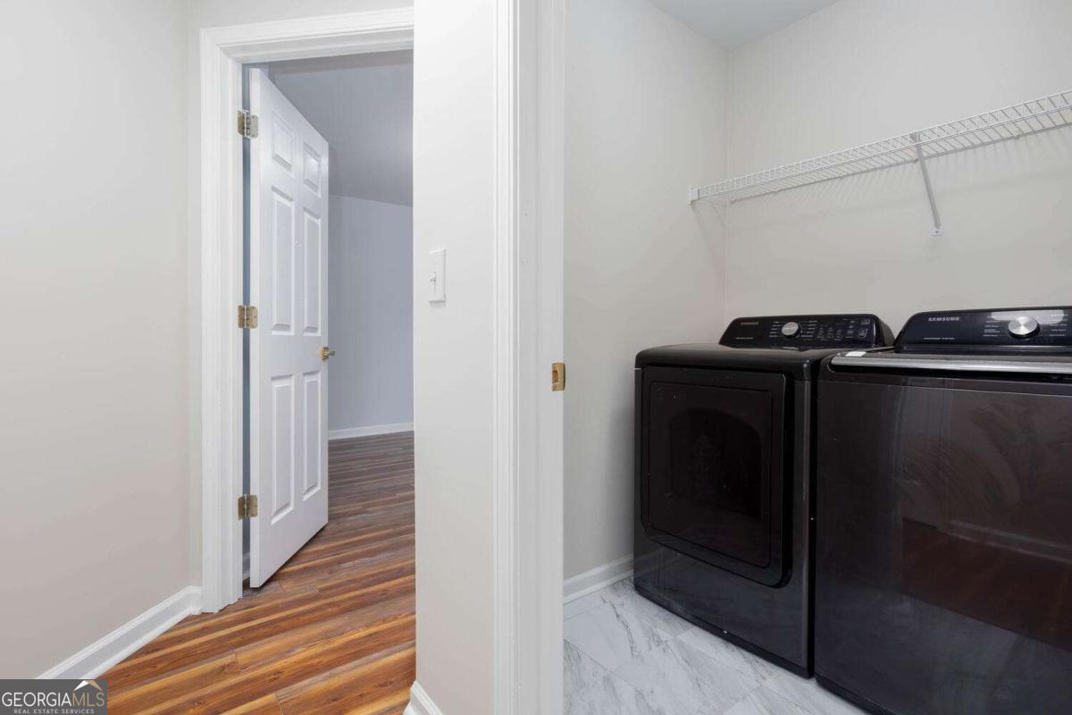 Four Seasons - Residential