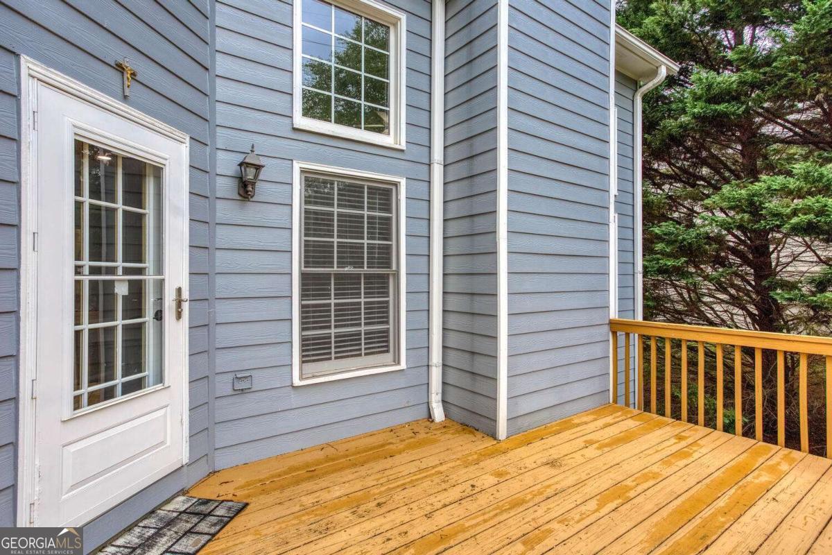 Four Seasons - Residential