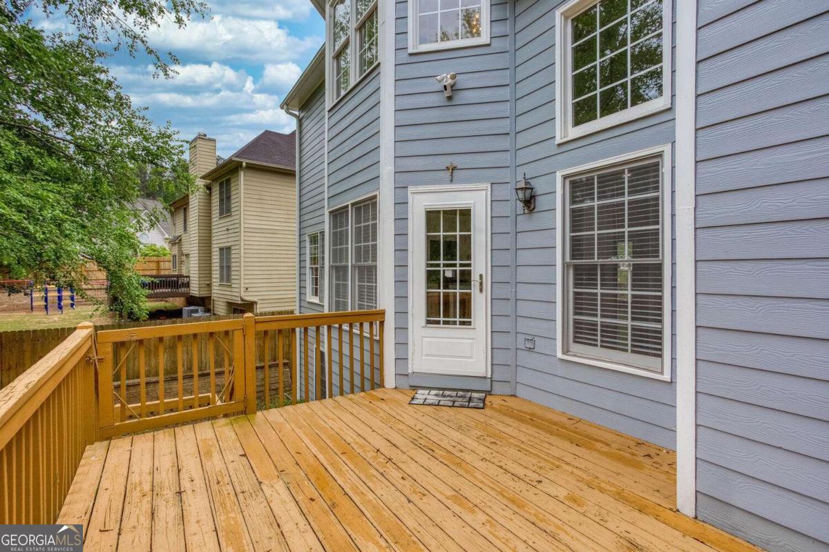 Four Seasons - Residential