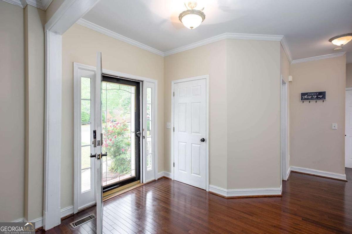 Four Seasons - Residential