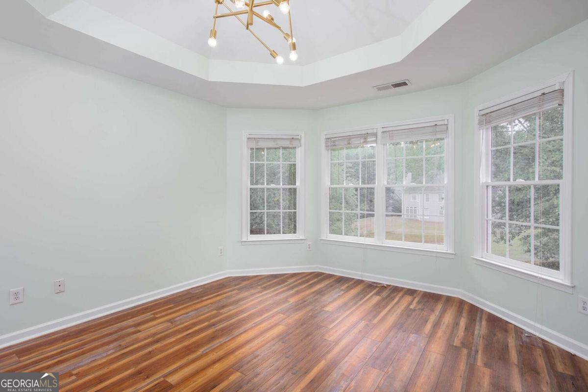 Four Seasons - Residential