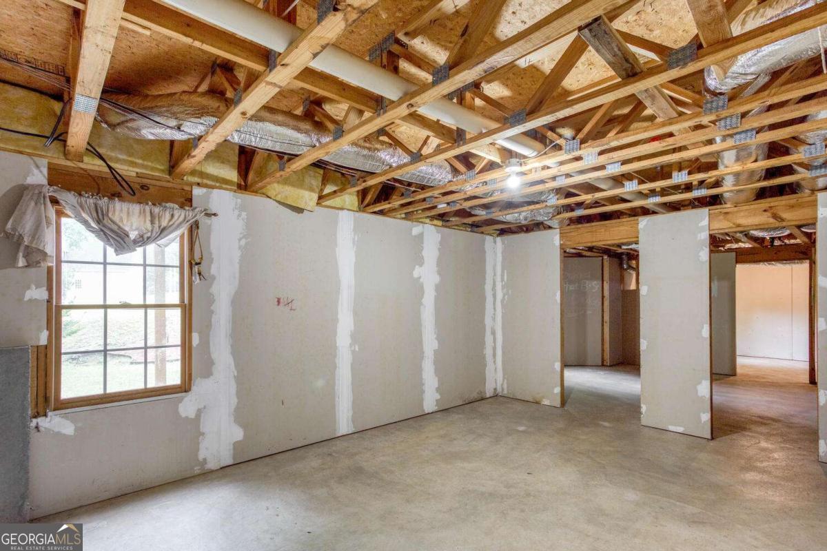 Four Seasons - Residential