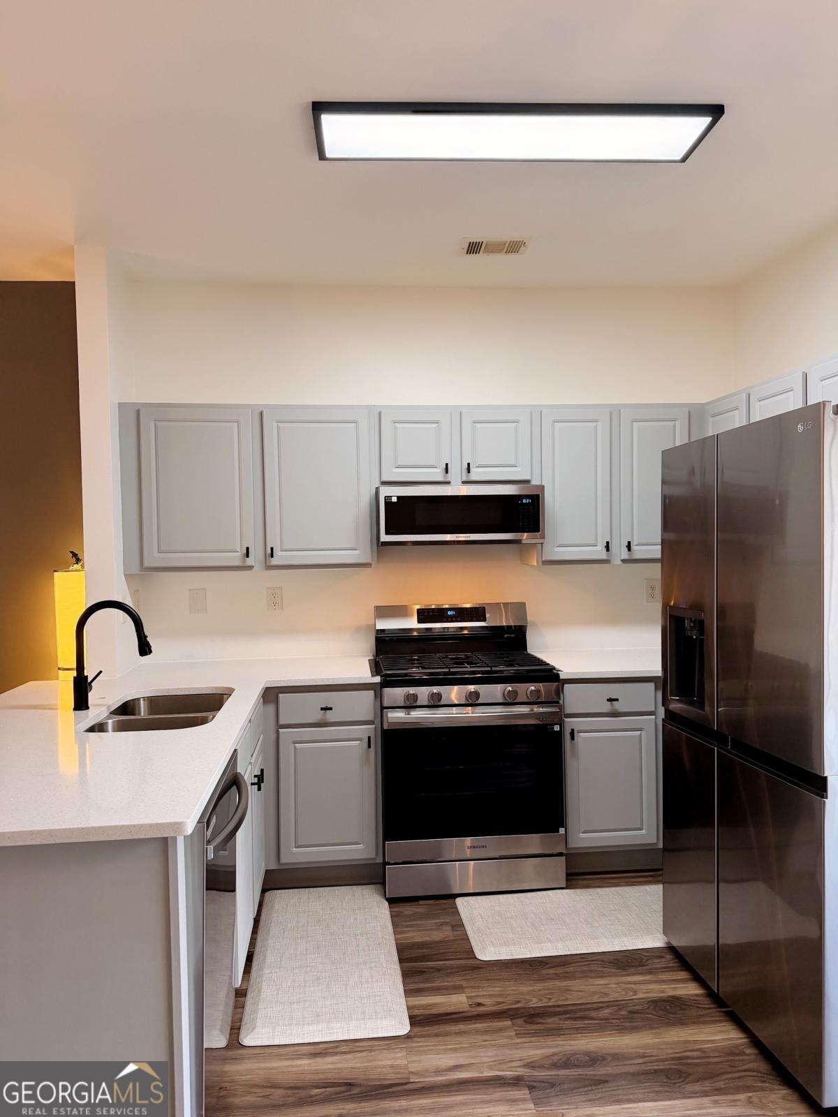 3363 Hidden Cove CIR