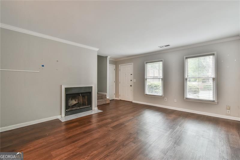 3515 Nutmeg DR