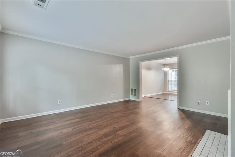3515 Nutmeg DR