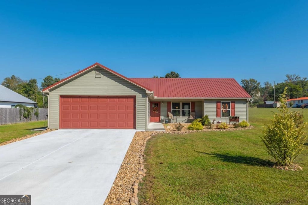 Photo of 124 Kelly Drive NE, White, GA 30184 (MLS # 10875030)