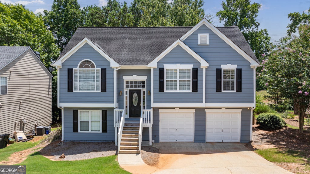 Photo of 5071 Newpark Drive NW, Acworth, GA 30101 (MLS # 10800792)