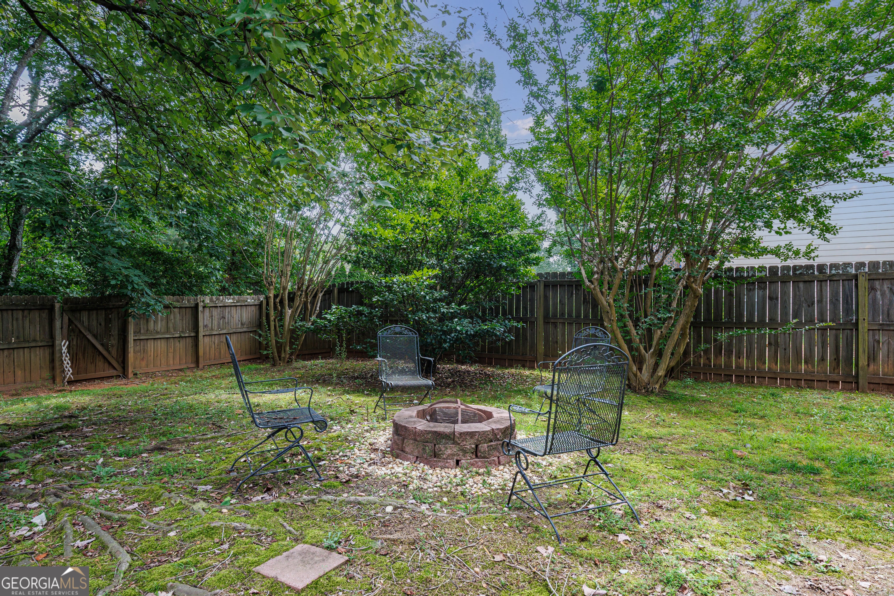 5071 Newpark DR NW