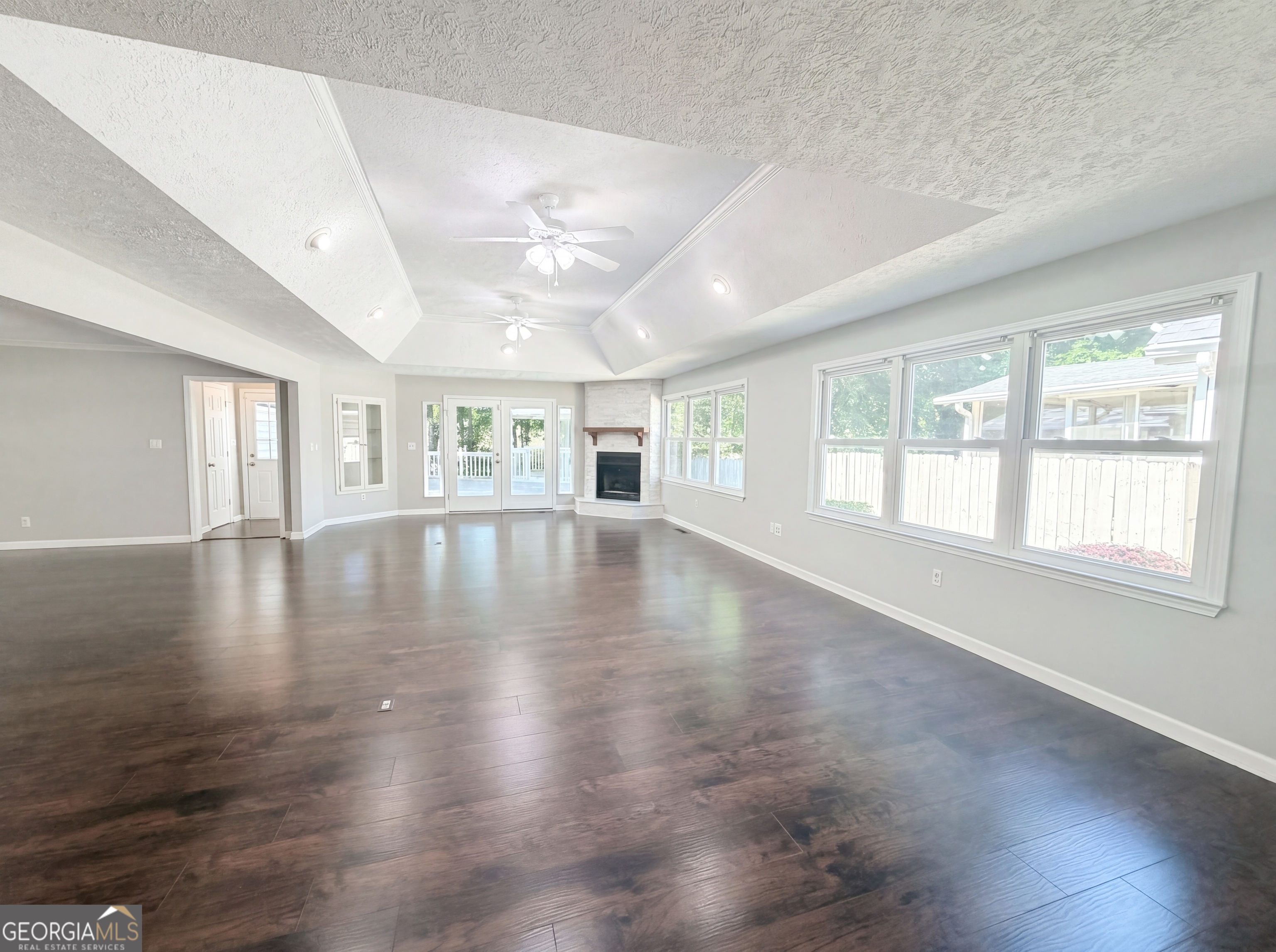 2988 Chipmunk TRL SE