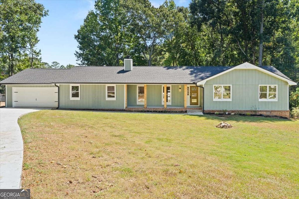Photo of 2177 E Chester Circle SE, Conyers, GA 30013 (MLS # 10874862)