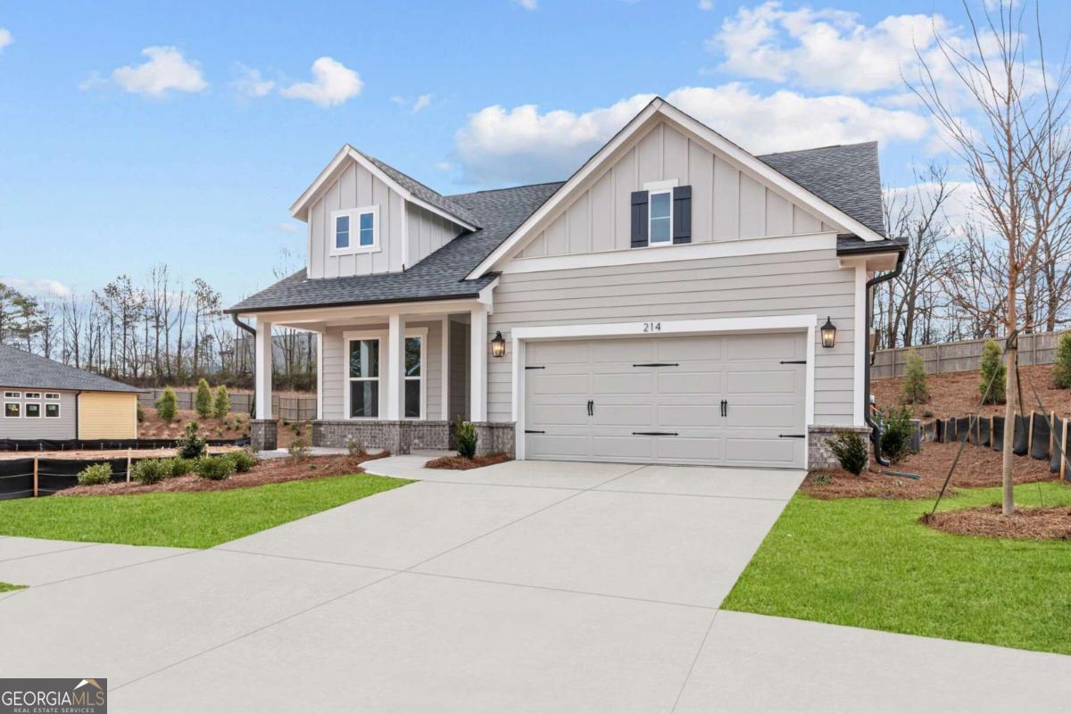 214 Strawberry LN