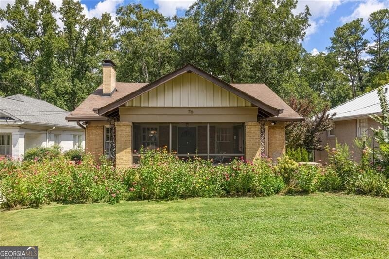76 Peachtree Hills AVE NE