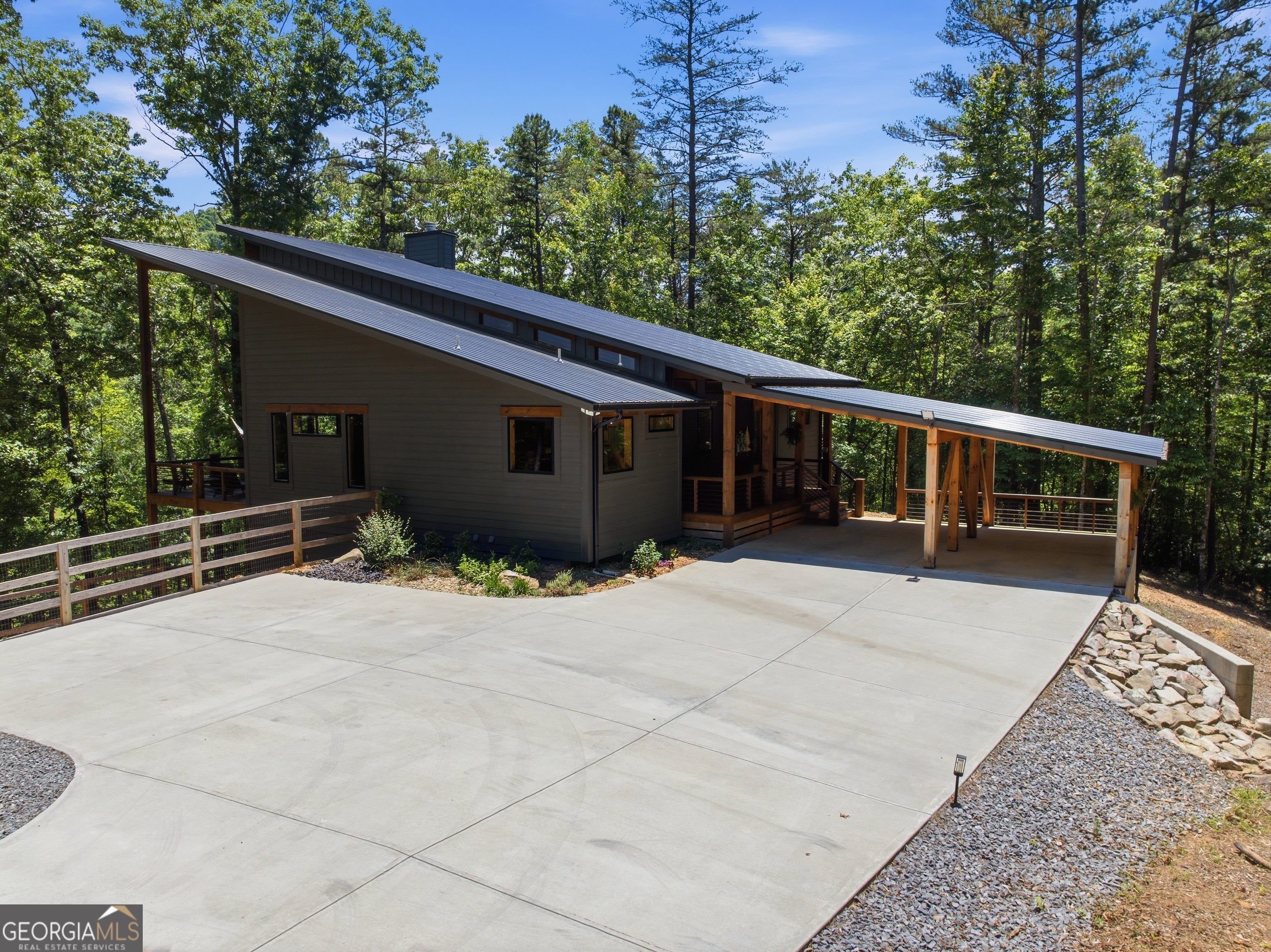 2632 Big Creek RD