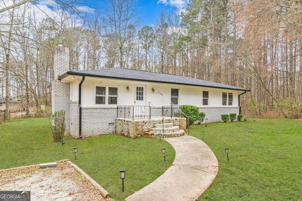 Photo of 616 B Inman Road, Fayetteville, GA 30215 (MLS # 10705189)