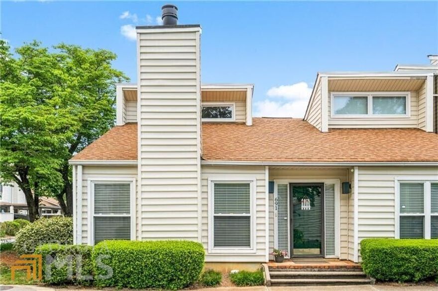 HURRY! 3 BED 2 BATH CONDO IN EAST COBB UNDER $300K. THIS CONDO IS IN THE PRISTINE COMMUNITY OF VILLAS AT PARKAIRE. ONCE YOUVE EXPLORED THE AMAZING COMMUNITY COME ON IN TO THIS SPOTLESS MOVE IN READY CONDO. NUMEROUS RENOVATIONS THROUGHOUT INCLUDING ALL NEW WINDOWS INCLUSIVE OF THE VAULTED CEILINGS, NEW FURNACE WITH HIGH EFFICIENCY AIR FILTER, AND A NEW HOT WATER HEATER! HOA COVERS LANDSCAPING, EXTERIOR MAINTENANCE (ROOF AS WELL), WATER INCLUDED, TRASH INCLUDED, ROAD MAINTENANCE, CLUB HOUSE, POOL, TENNIS COURTD AND SO MUCH MORE!