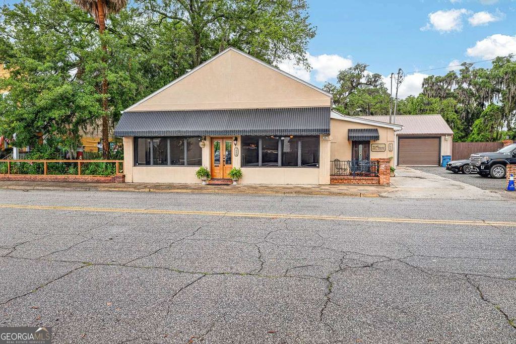 Photo of 1607 Norwich Street, Brunswick, GA 31520 (MLS # 10764417)