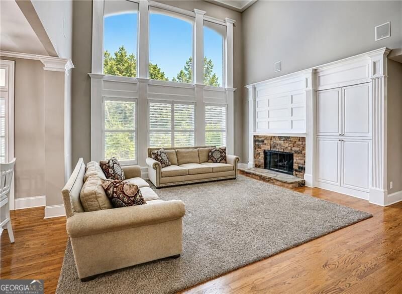 1043 Meadow Club CT
