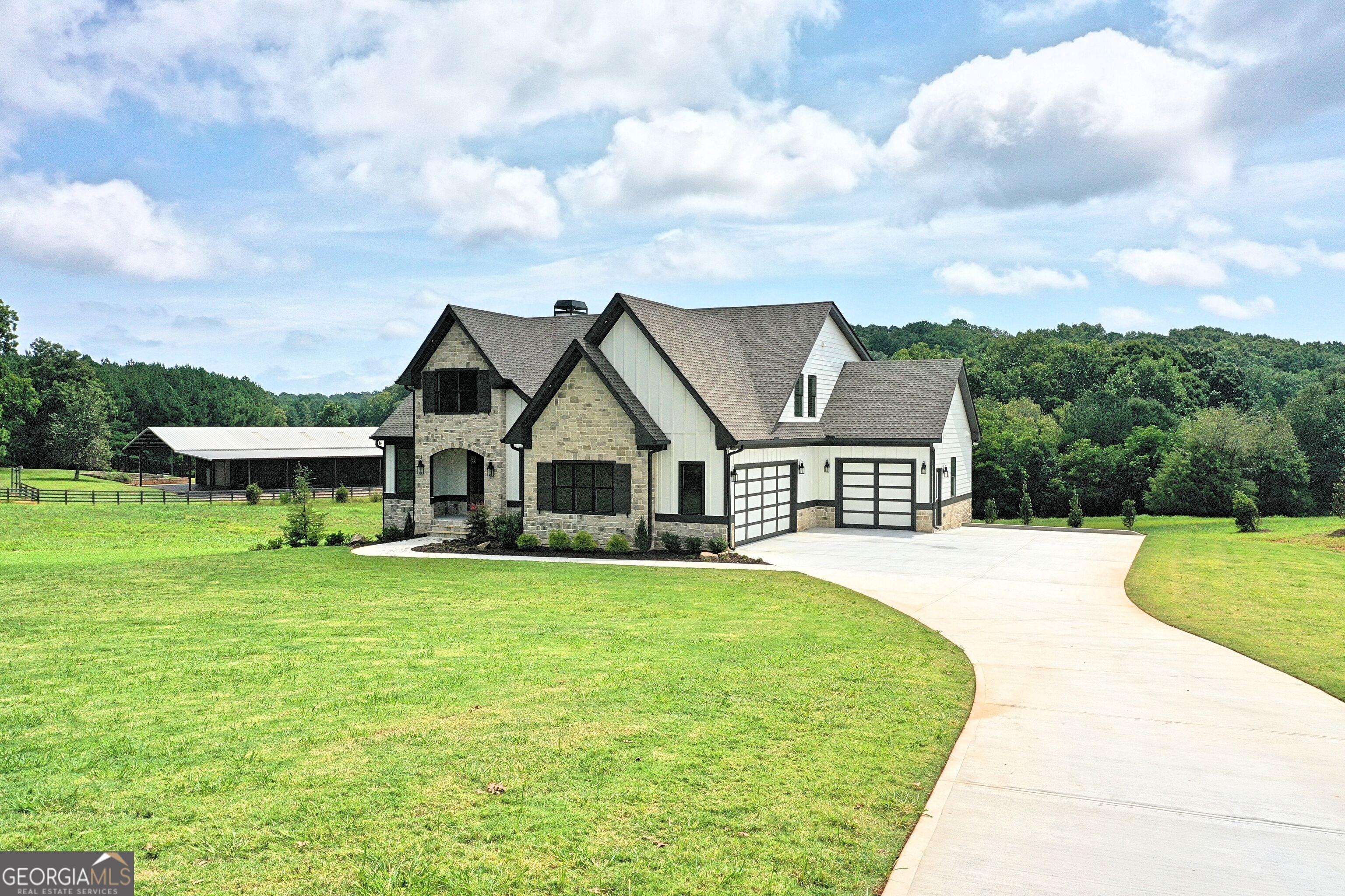810 North Hampton WAY
