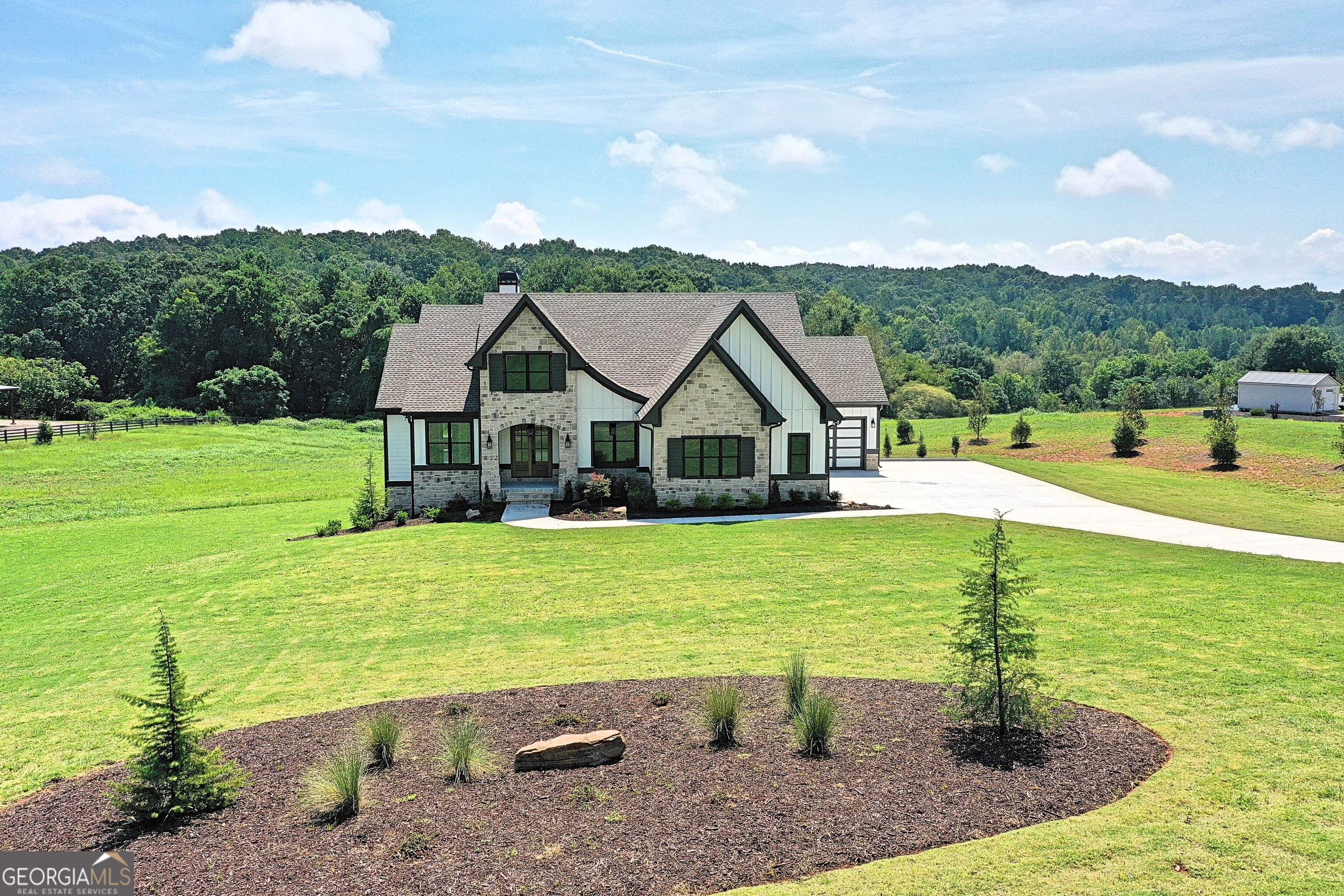 810 North Hampton WAY