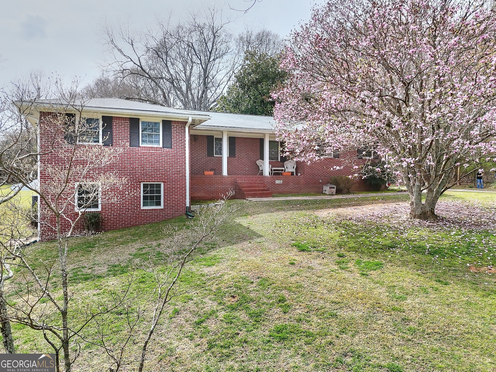 128 McNeal RD