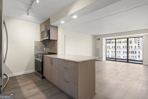 Photo of 2460 Peachtree Road NE #608, Atlanta, GA 30305 (MLS # 10838984)