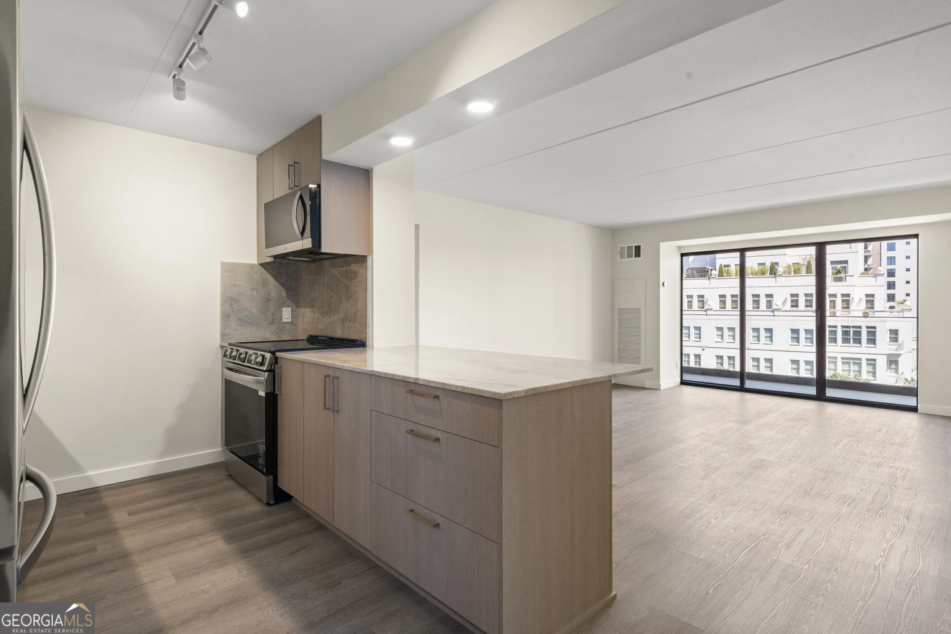 2460 Peachtree Road NE Unit 608, Atlanta, GA, 30305
