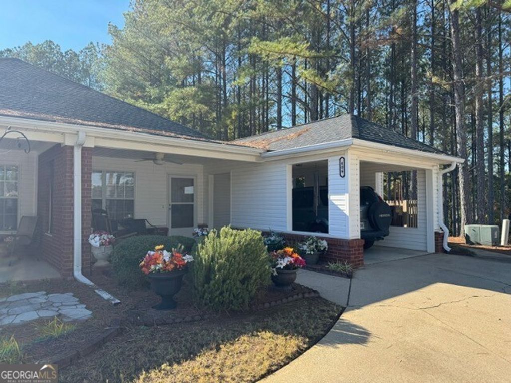Photo of 150 Old Mill Road #406, Cartersville, GA 30120 (MLS # 10639119)